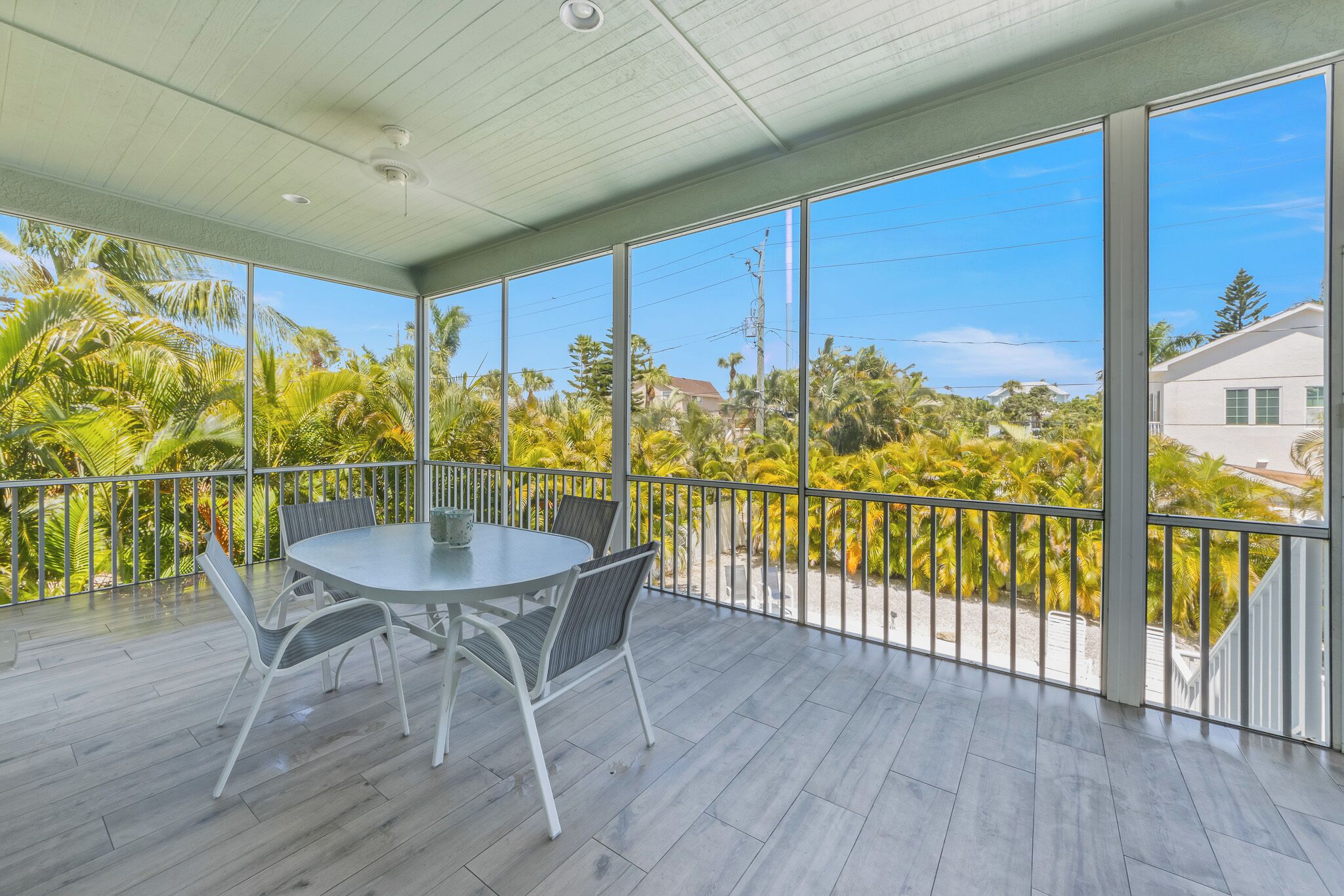 Close to the Beach with Pool n Ping Pong Table! Pelican Villa