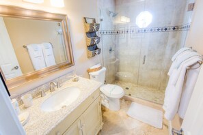 Hair dryer, towels - Updated Home with Pool, Spa, and Outdoor Bar! By the Beach! (Holmes Beach)
