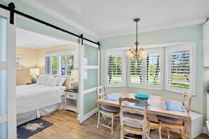 3 chambres, bureau, fer et planche à repasser, Wi-Fi gratuit