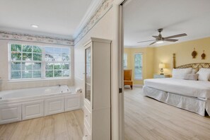 3 Schlafzimmer, Bügeleisen/Bügelbrett, kostenloses WLAN, Bettwäsche