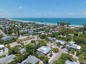 Exterior - Private Home 5 min to Beach, Heated Pool, Fully Equipped Kitchen! - Stay Calm (Holmes Beach)