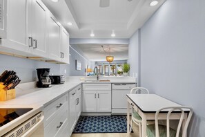 Microwave, stovetop, dishwasher, coffee/tea maker