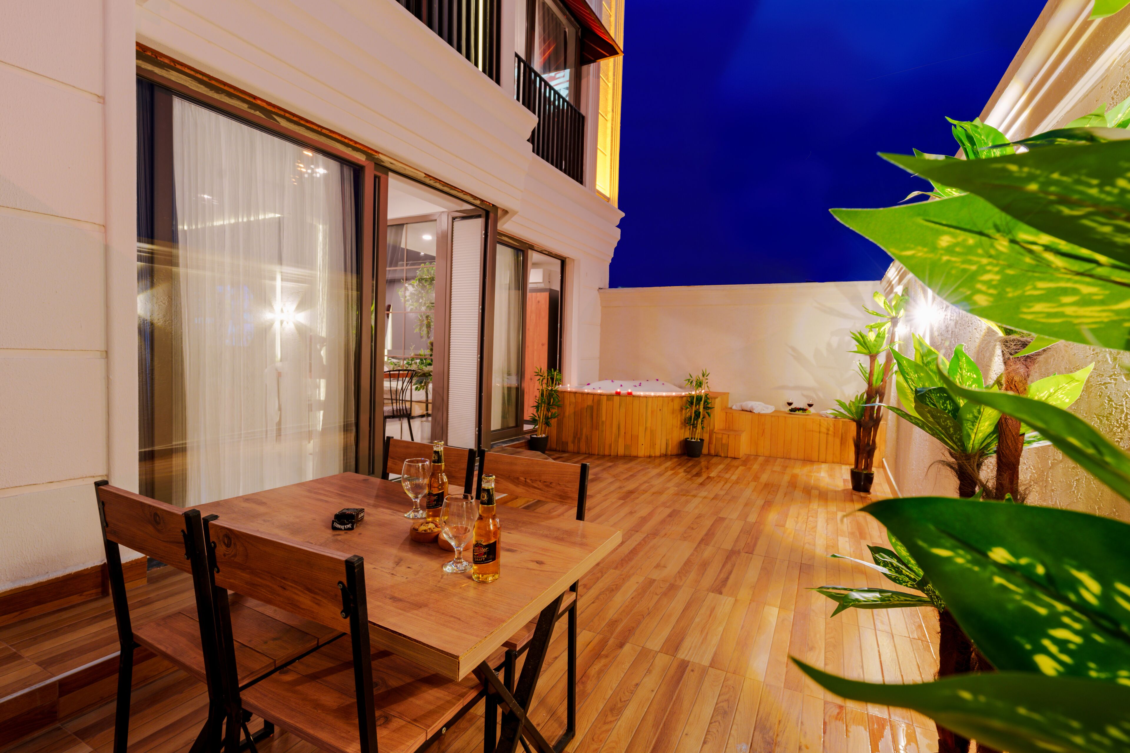 King Suite Jakuzili | Vue de la chambre