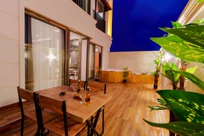 King Suite Jakuzili | View from room