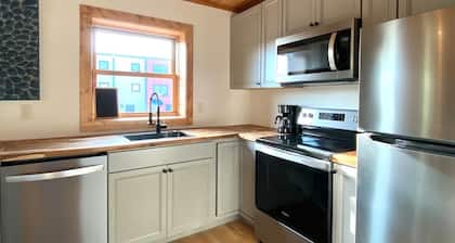 Sweetwater Suite East