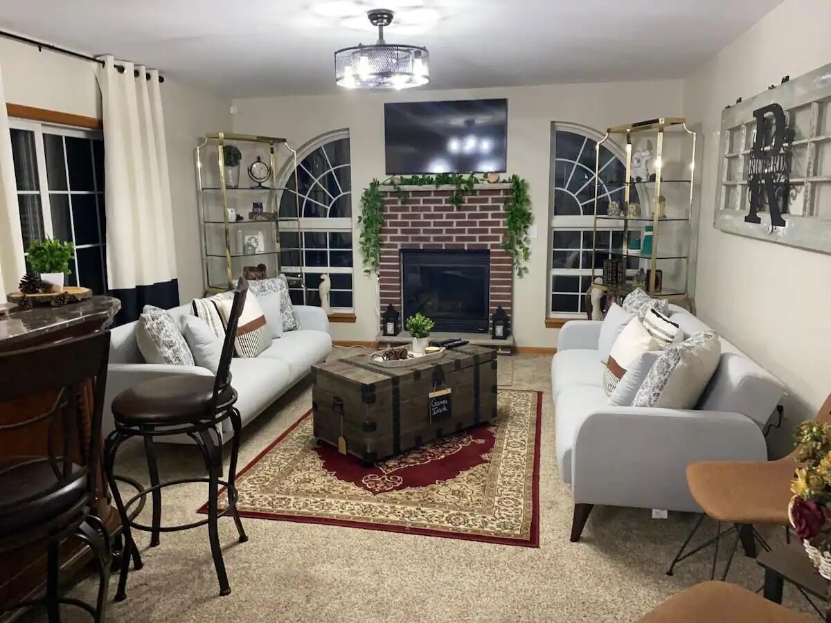 Poconos Getaway - Winery Nearby - No Cleaning Fee