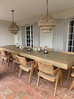 Outdoor dining - Villa Luxueuse (Cogolin)