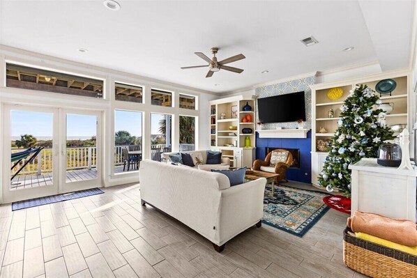 Smart TV, fireplace, video games, DVD player