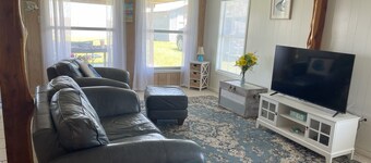 Bayfront Home w/Private Lighted Fishing Pier