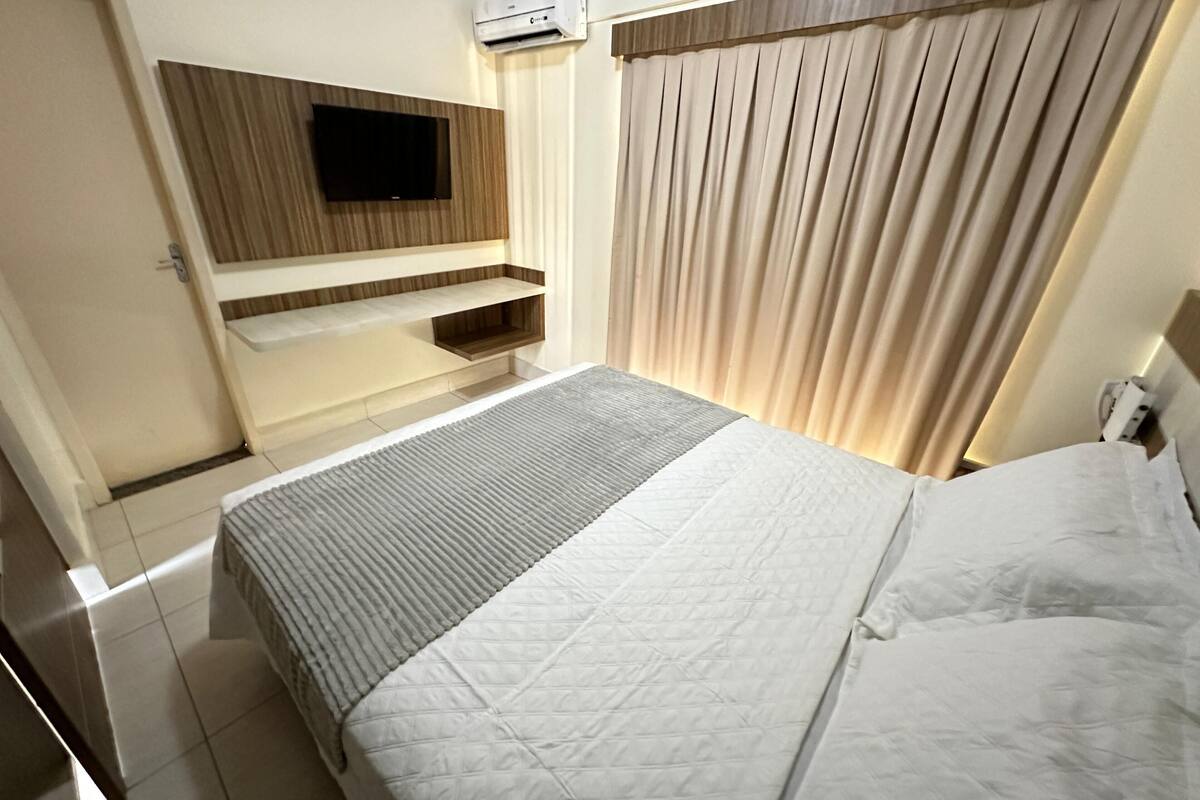 Family Apartment, 1 Bedroom, Non Smoking | 1 bedroom, bed sheets
