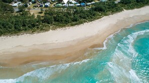 Beach nearby - SeaSalt By The Sea Narrawallee (Narrawallee)