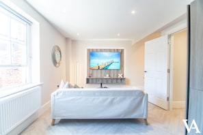 Premium Apartment | Living area | 70-inch Smart TV with digital channels, TV, Netflix - Velvet Apartments - 10 Park Square East (Leeds)