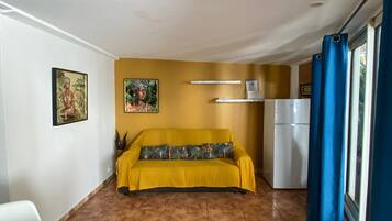 Family Studio | Living area | 27-inch LED TV with digital channels, TV