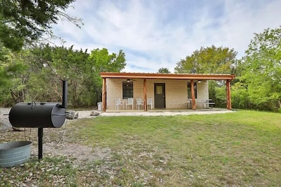 Frio Acres Cabin # 4