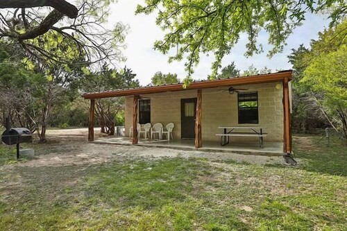 Frio Acres Cabin # 5