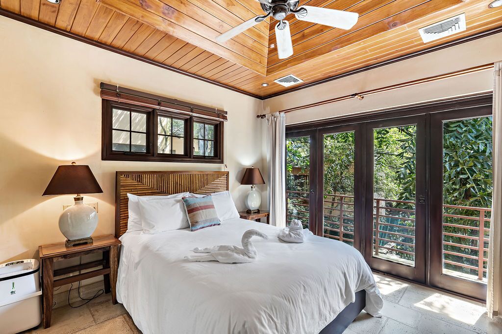 3 bedrooms, desk, free WiFi, bed sheets