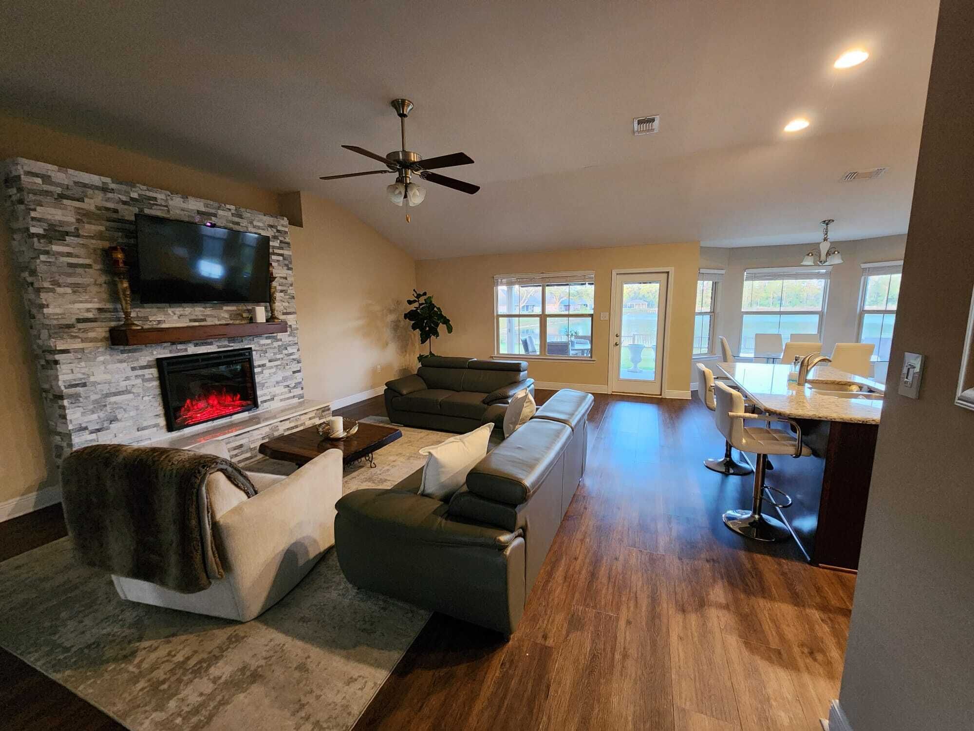 Emerald Lake View 4 Bedroom home