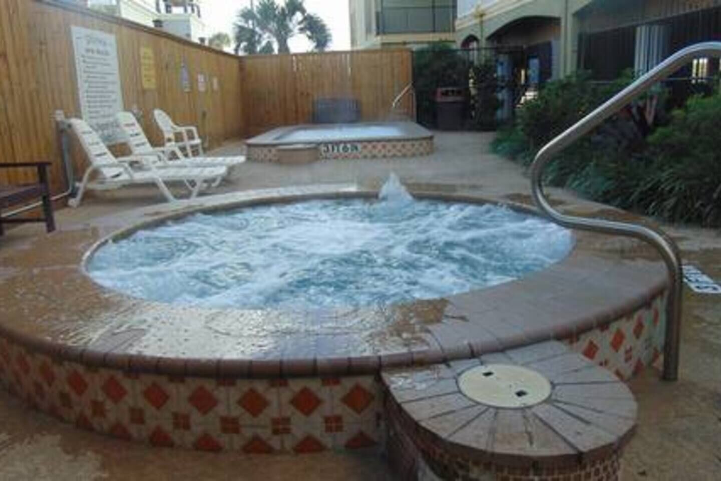 Bain à remous extérieur