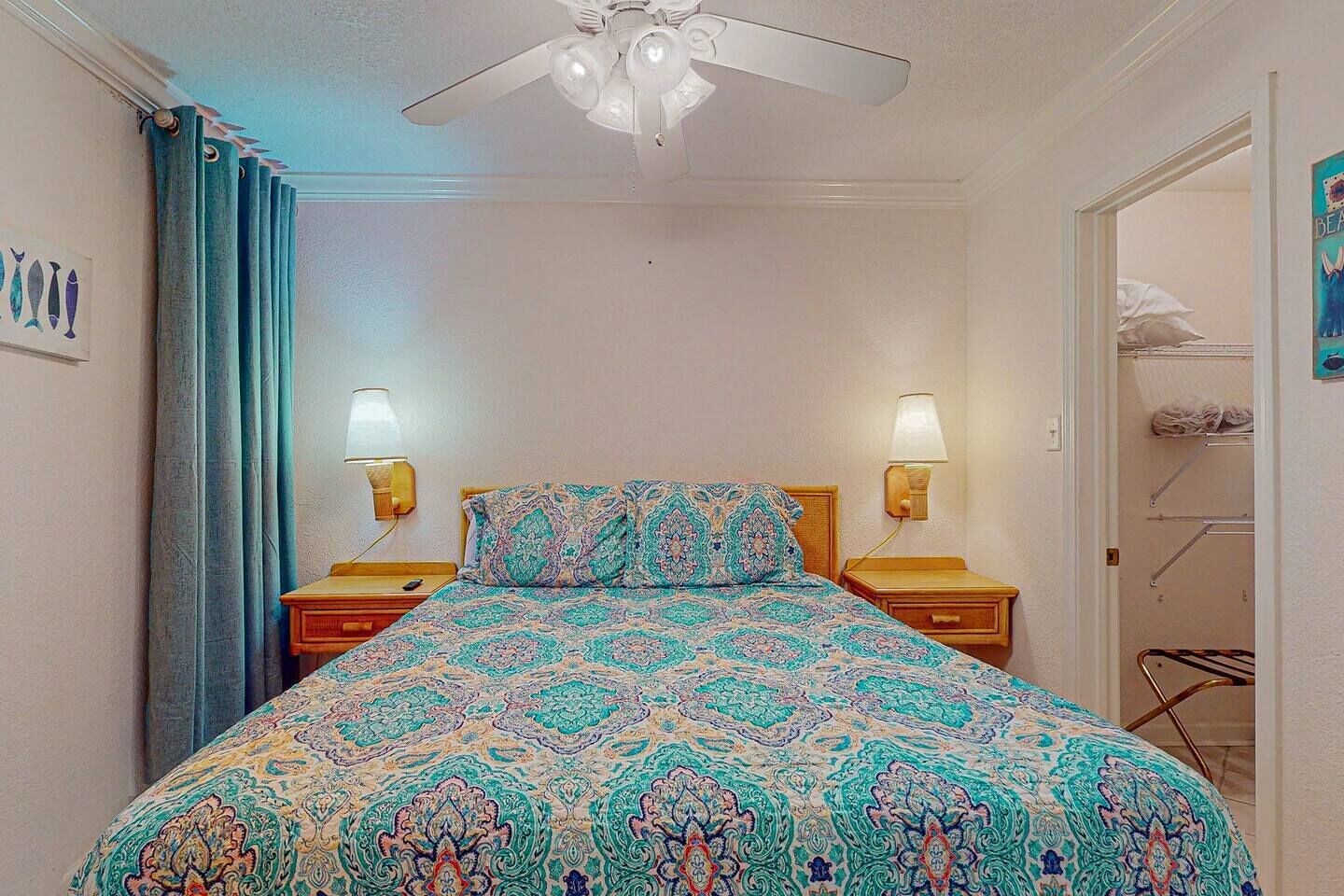 Barefootin'-Victorian-Gulf Front-Sleeps 6