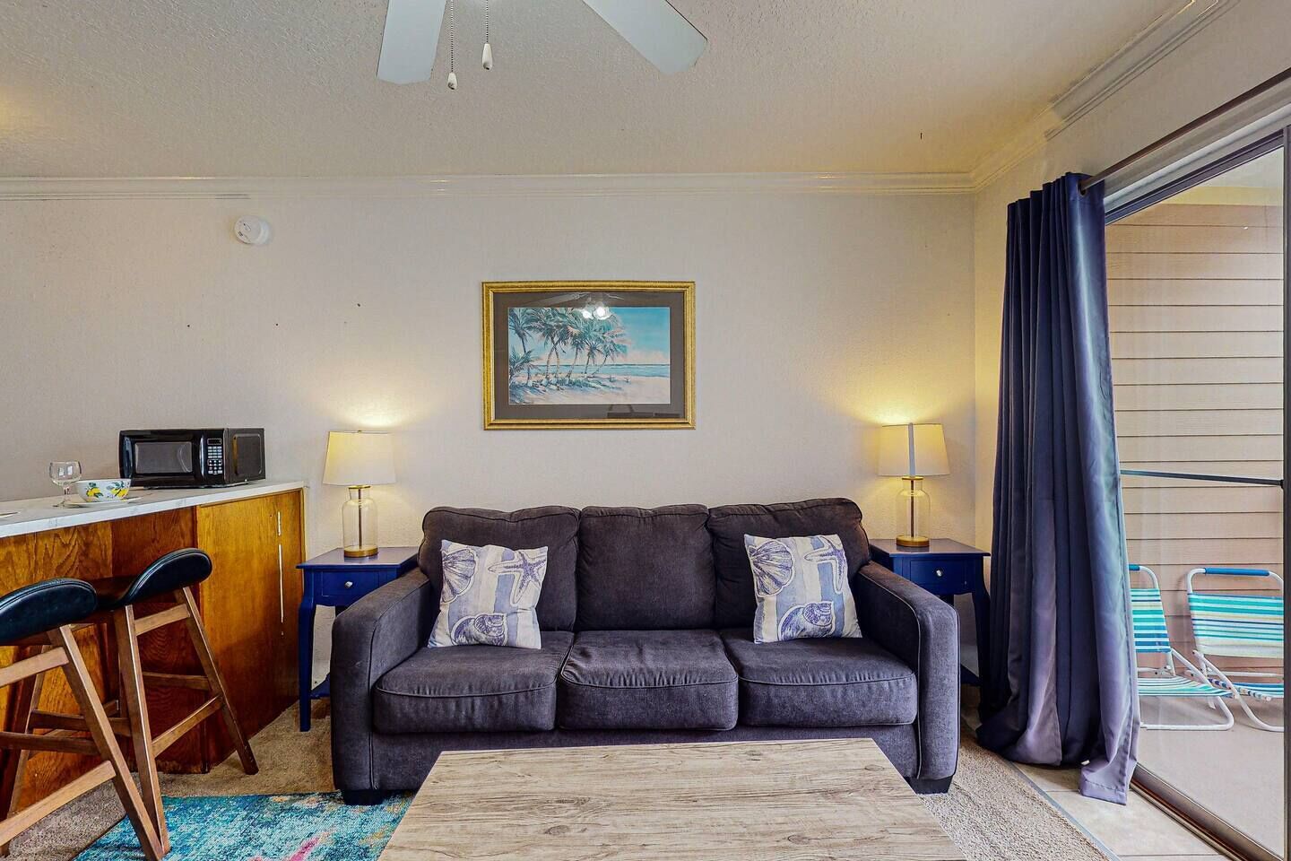 Captain's Quarters @ The Victorian POOL FRONT!