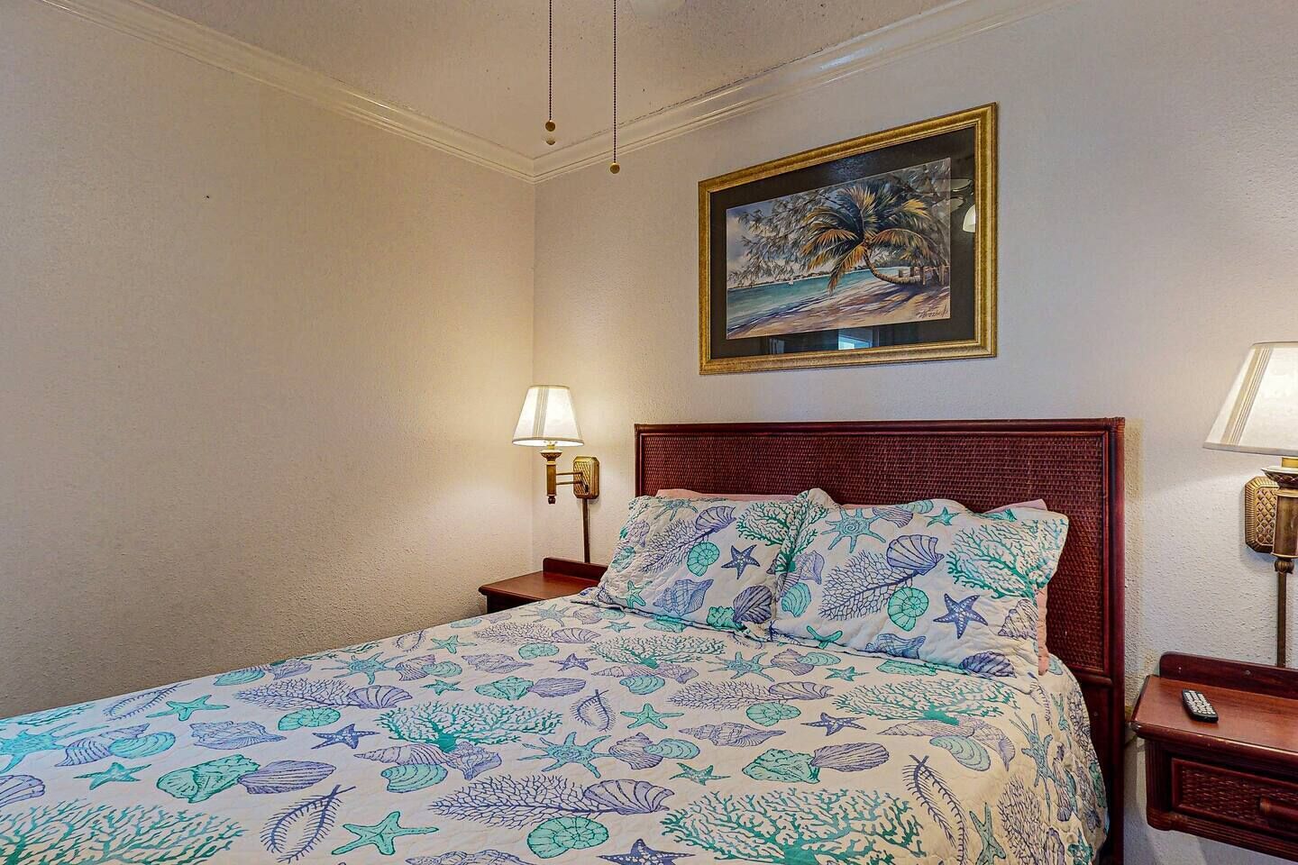 Captain's Quarters @ The Victorian POOL FRONT!