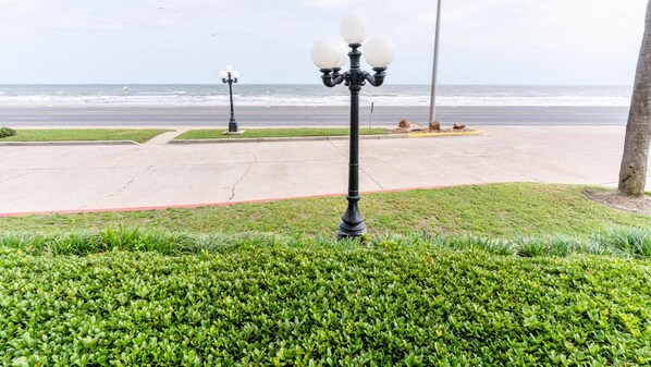 On the beach, beach towels - Seaside Dreams True Beachfront Condo (Galveston)