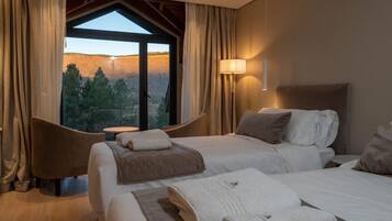 Standard Twin Room, River View | 1 bedroom, free WiFi, bed sheets