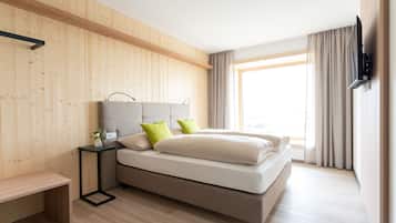 Escritorio y espacio para trabajar con laptop