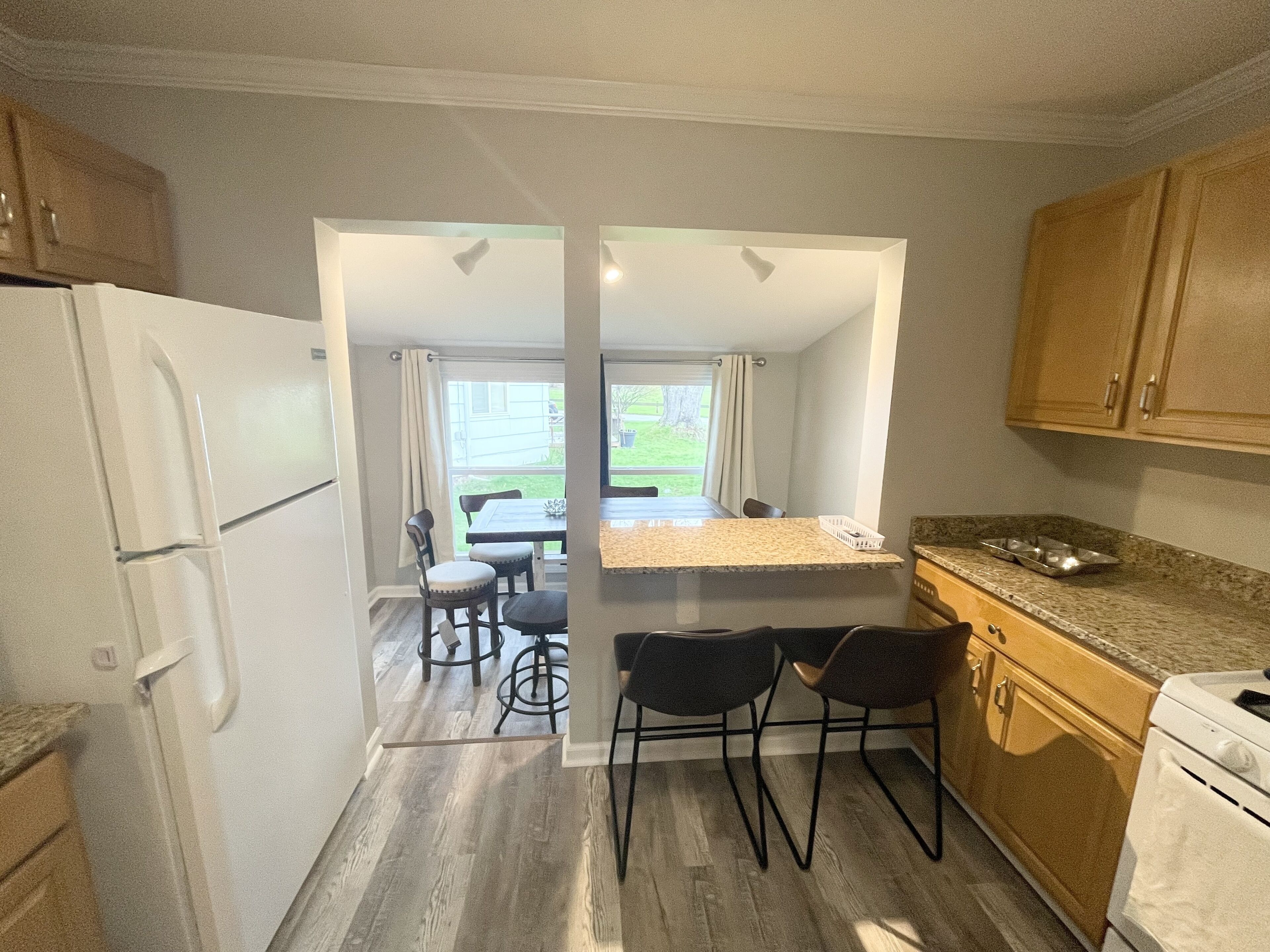 Lake Front, View Property, fishing, cottage, Boat, nature, beach,trails,hiking.