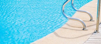 Luxury 3BD2.5BA with Communal Pool - Private Garage - Close to Malls - 6 Flags