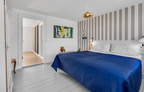 4 habitaciones, cuna de viaje y wifi gratis 