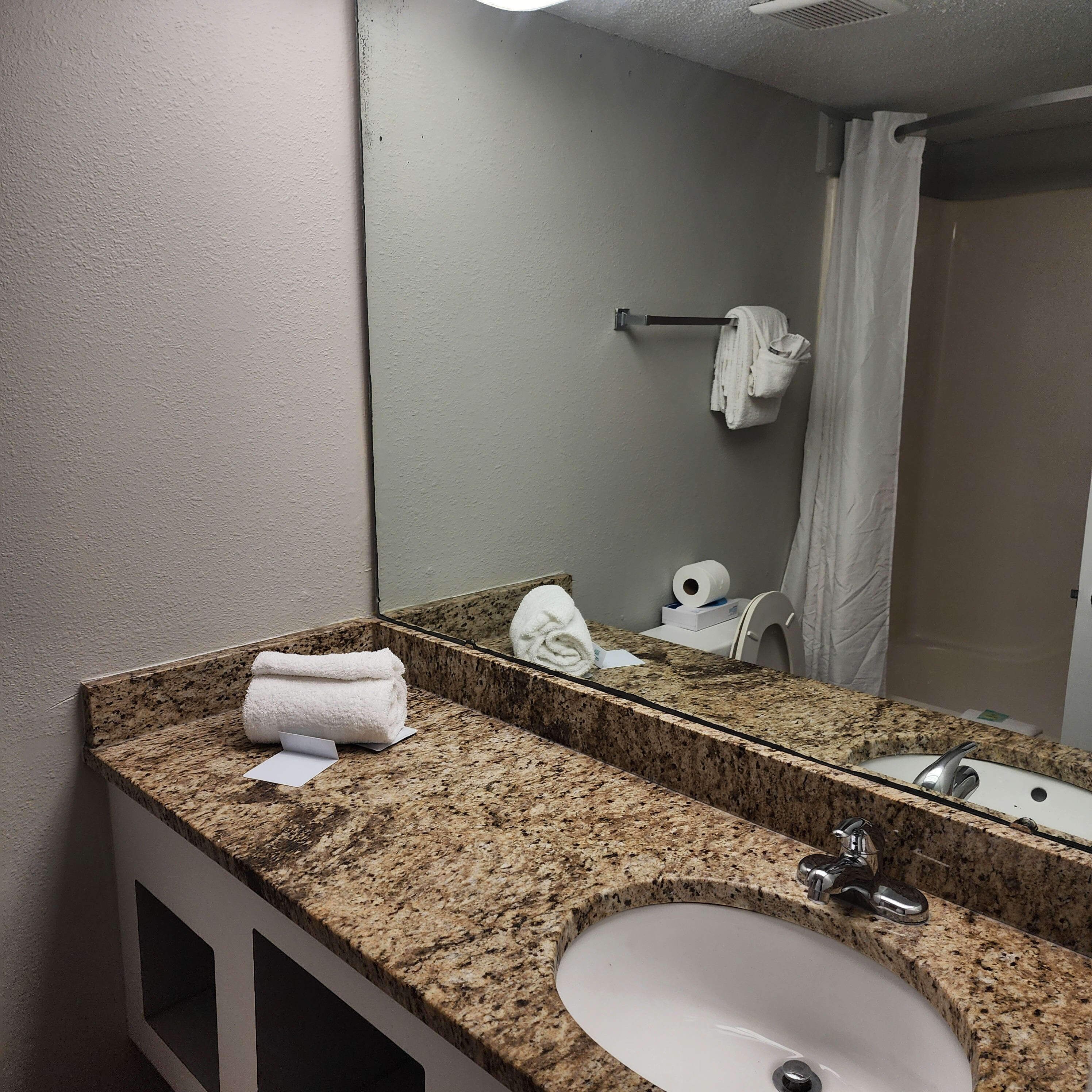 Beach Life Resort Oceanfront Efficiency Tides 902