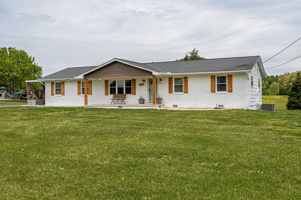 Quaint 3\/2 farmhouse in a quiet rural setting.