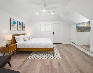1 bedroom, iron/ironing board, free WiFi, bed sheets