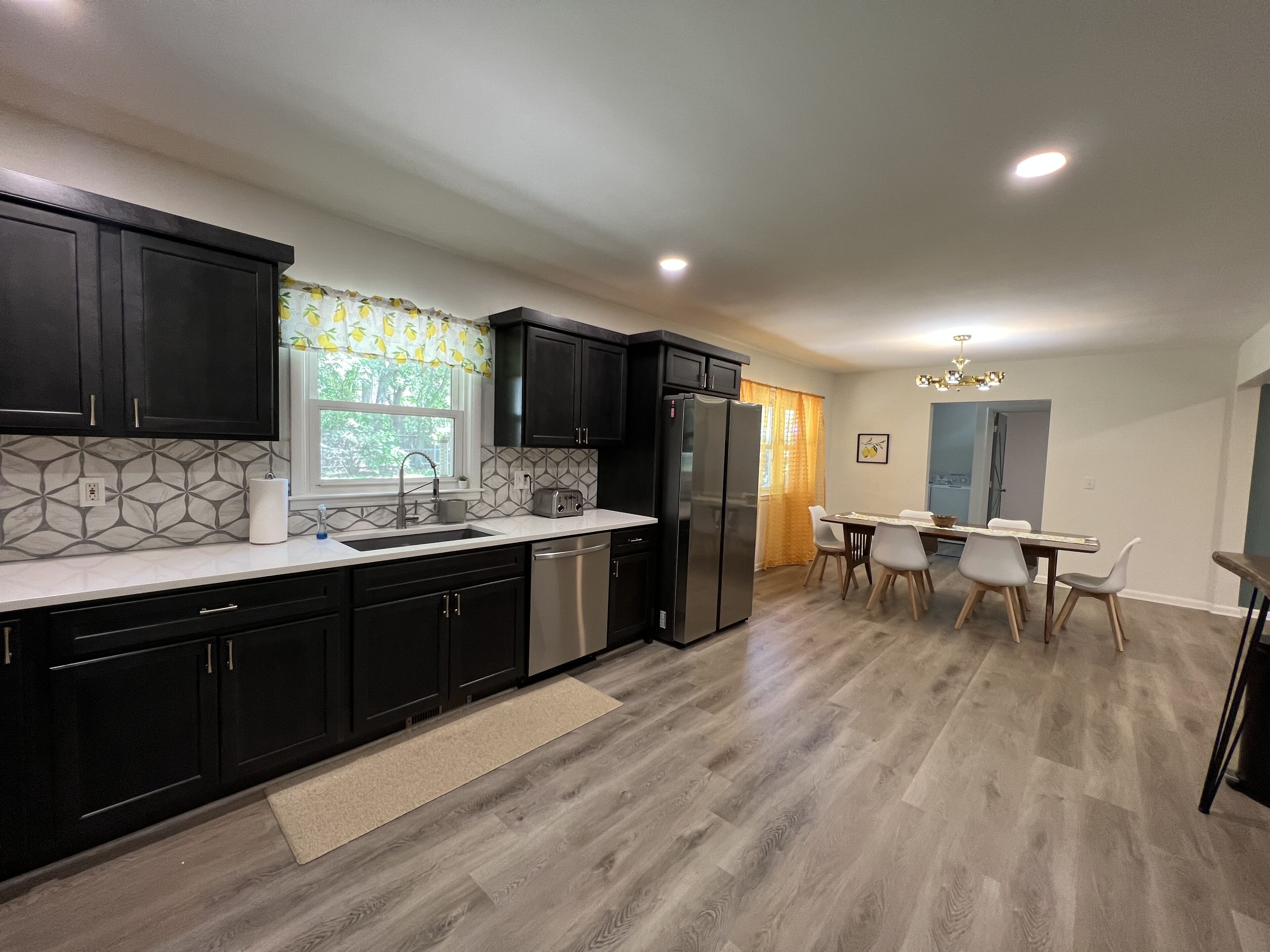 Spacious home with arcade and game room!