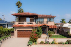 Exterior - Rooftop Oceanview Patio | 5BR Remodeled Home (Carlsbad)