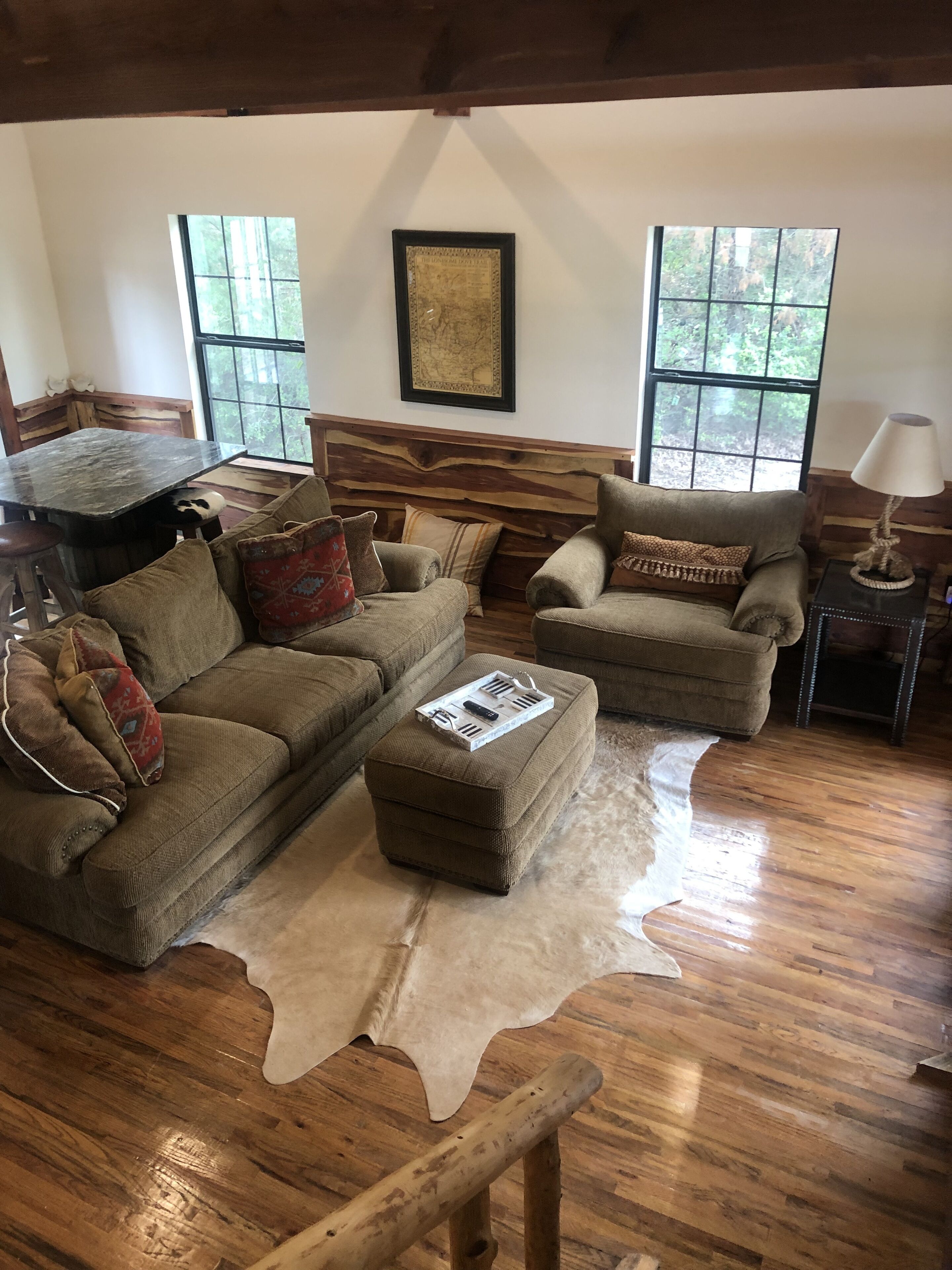 Beautiful Cottage with Lake Access and large deck.  Shaded full hookup RV Sites.