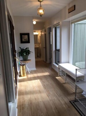 Interior - Fripp Haven Cottage w/Cart & Golf Course Views (Fripp Island)