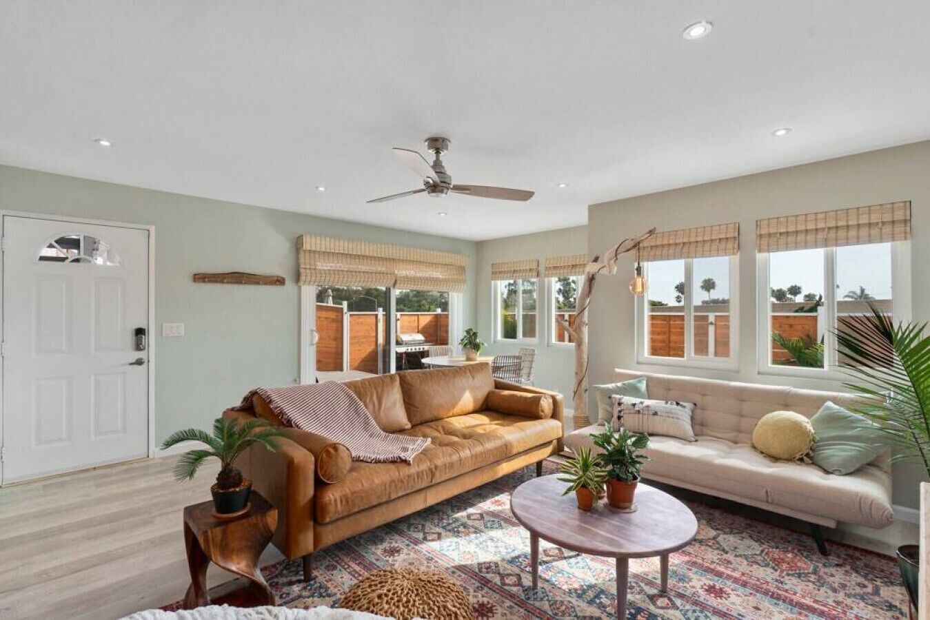 Surf Trestles 2BR Apt w/ Extended Deck Frontyard