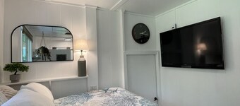 One bedroom studio private