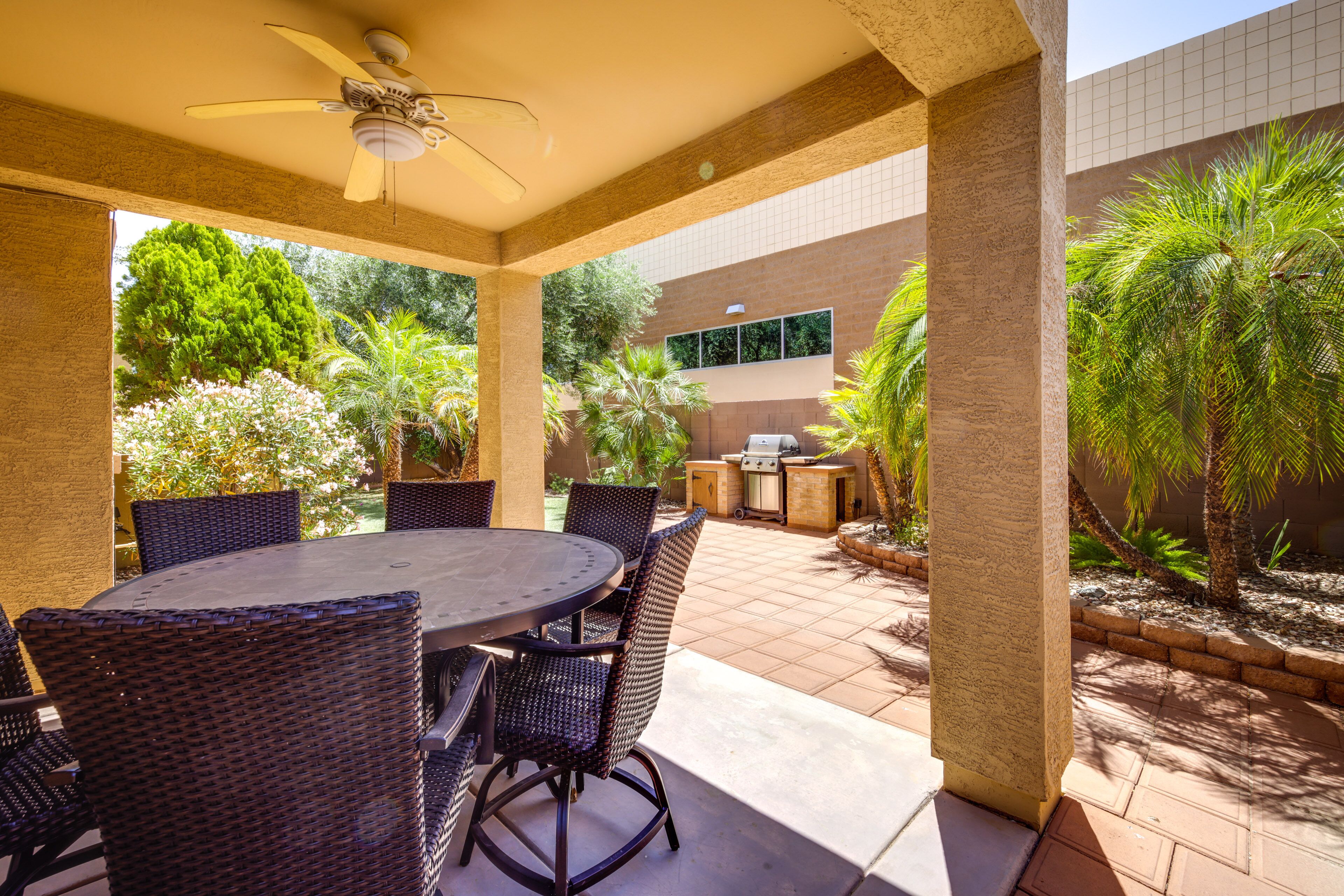 Beautiful Phoenix Home: Private Yard, Pool Access!