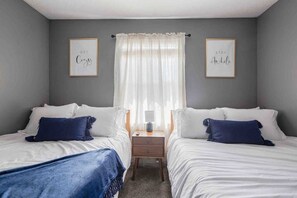 5 bedrooms, desk, iron/ironing board, free WiFi