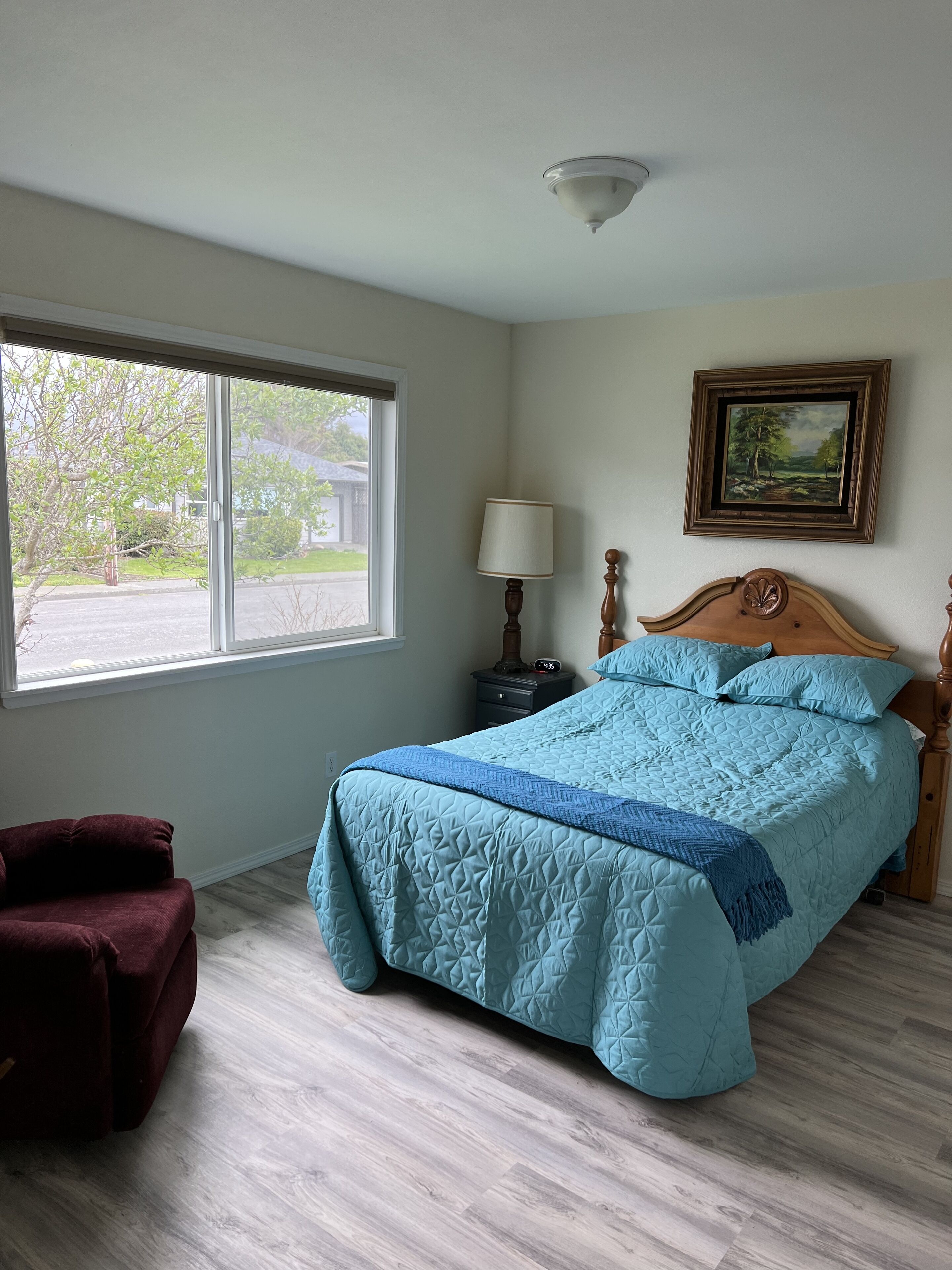 THE PINK PALACE. 4 BR/ 3 BA OCEAN VIEW HOME