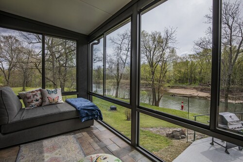 River House, kayak, fishing, king beds, riverfront