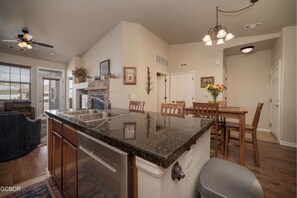 Interior - Granby Ranch Mountain Condo,  Ski, No I-70 Traffic (Granby)