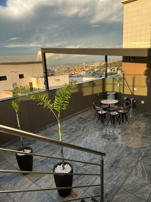 Departamento Confort | Terraza o patio