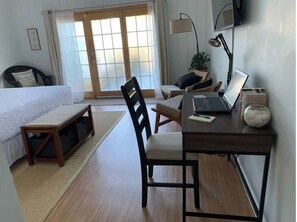 1 غرفة نوم ومكتب ومكواة/لوح كي وواي فاي مجانًا