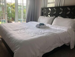 2 室のベッドルーム、アイロン / アイロン台、WiFi (無料)、ベッドシーツ