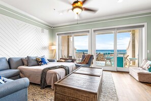 Smart-TV, DVD-Player, Tischtennisplatte