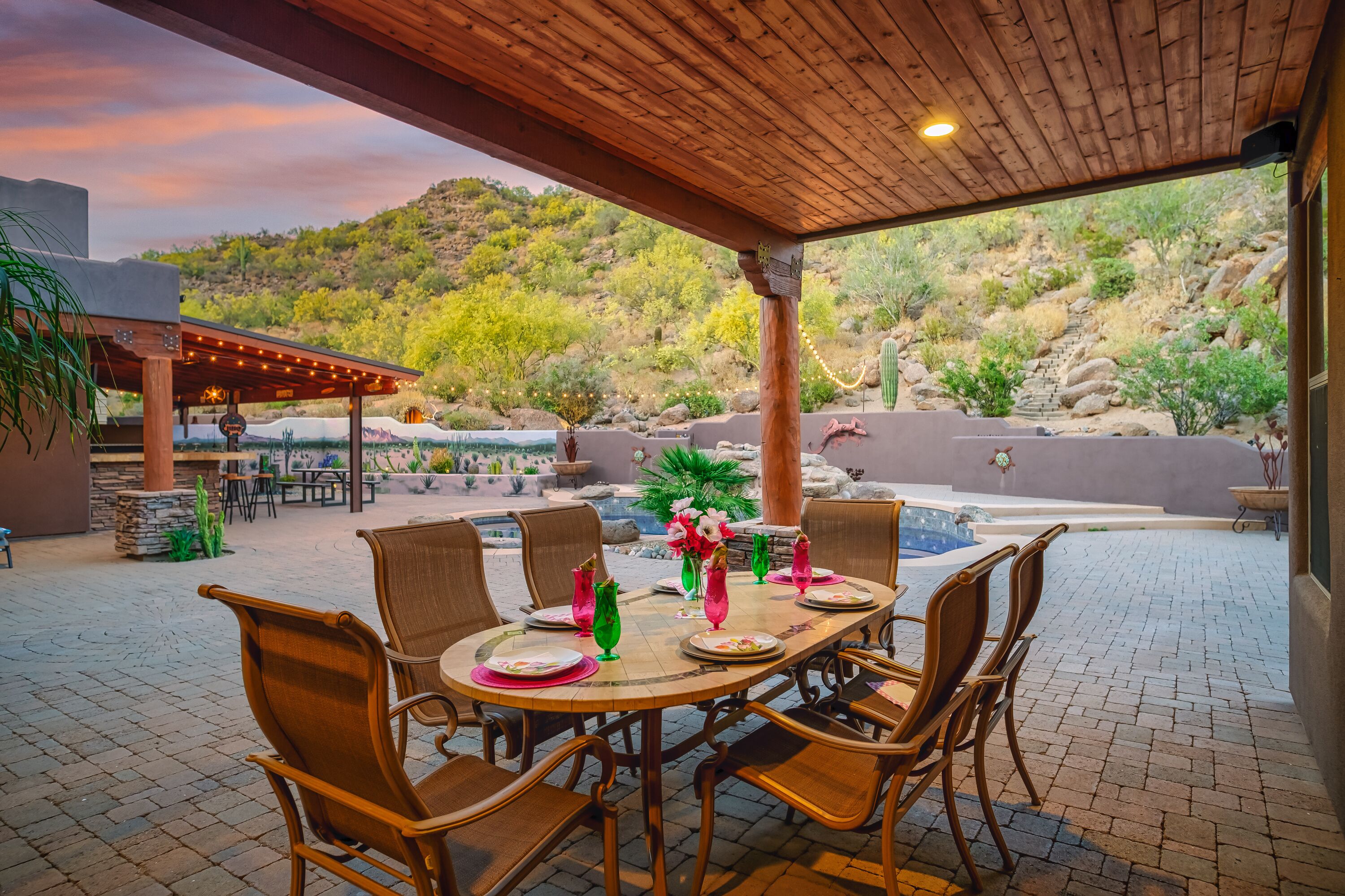 Outdoor dining